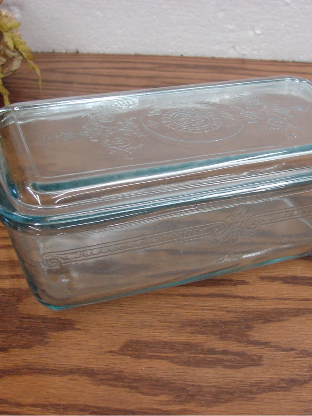 Vintage fireking sapphire philbe loaf pan with lid